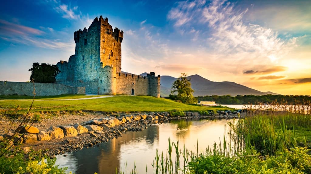 Executive Chauffeur Hire in Galway for Small Groups: Luxury MPV Service
