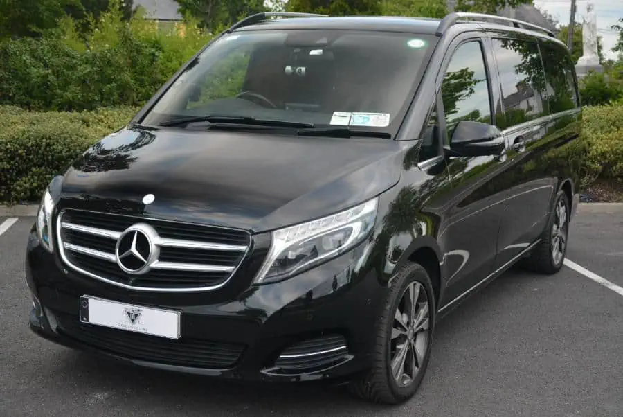 Private airport transfer in Ireland